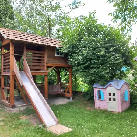 Zelena Bila Stavka Lejlighed