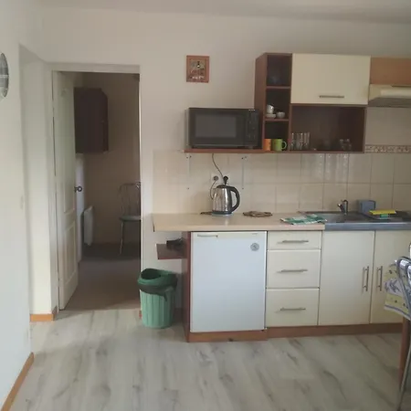 Zelena Sadyba Bila Stavka Yaremche