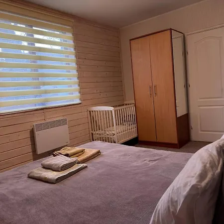 Zelena Sadyba Bila Stavka Apartment